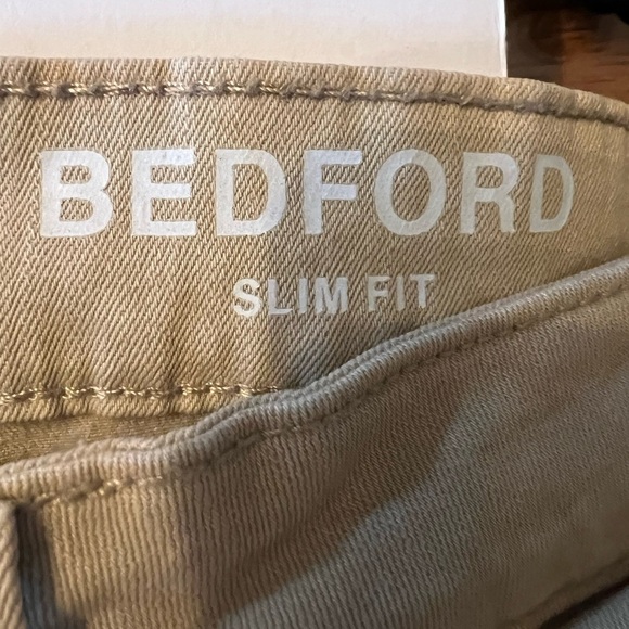 Dkny Cream Slim Jeans with Classic Design - Picture 5 of 6